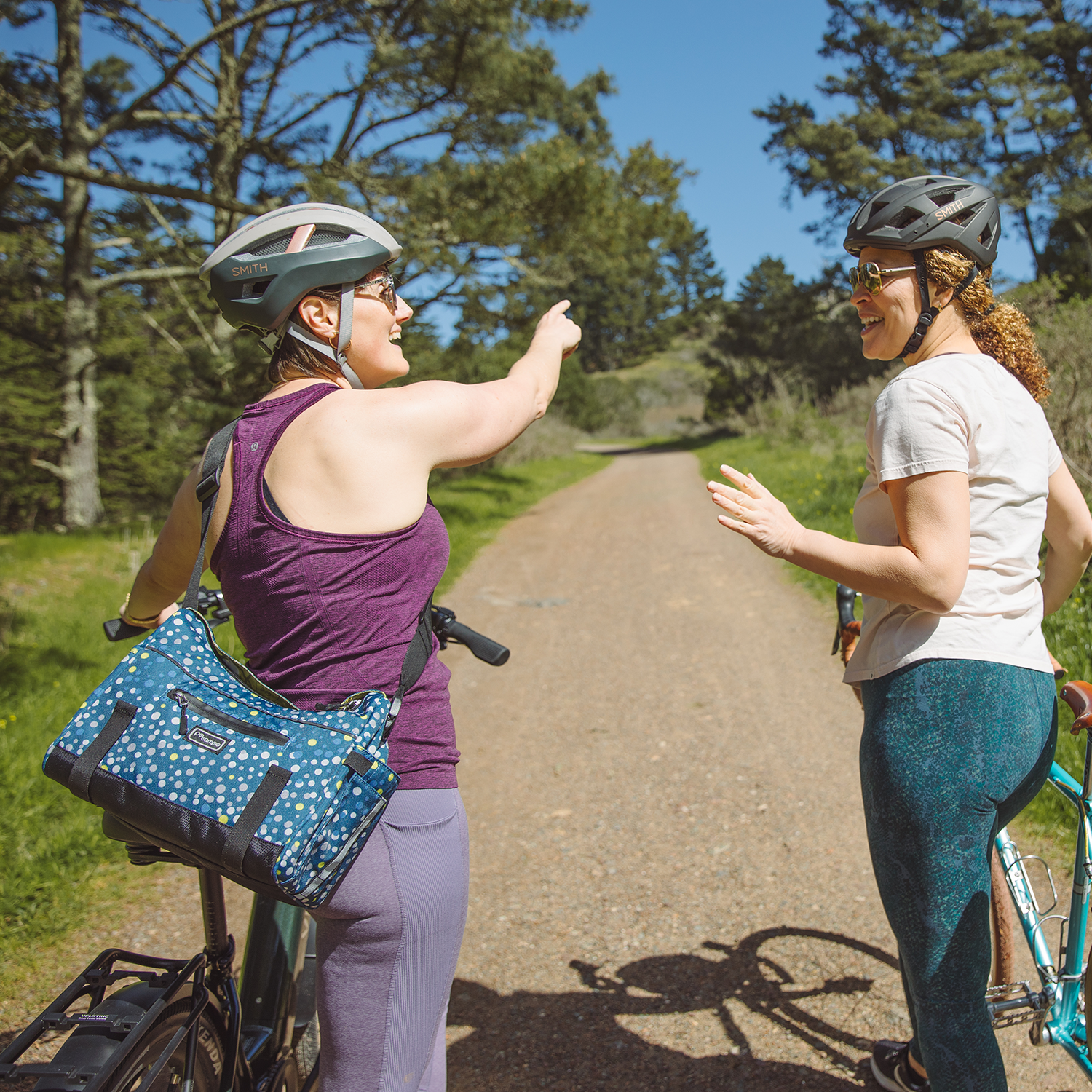 Katy Bike Trunk Bag - Po Campo color:bubbly;